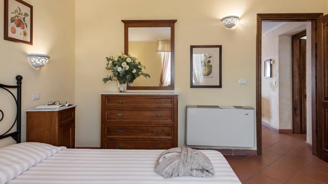 Antico Casale Di 4*