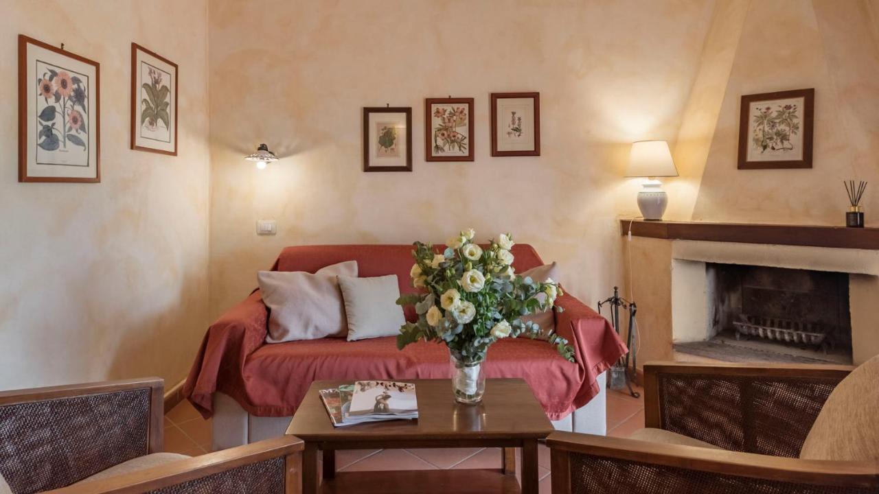 Antico Casale Di 4*