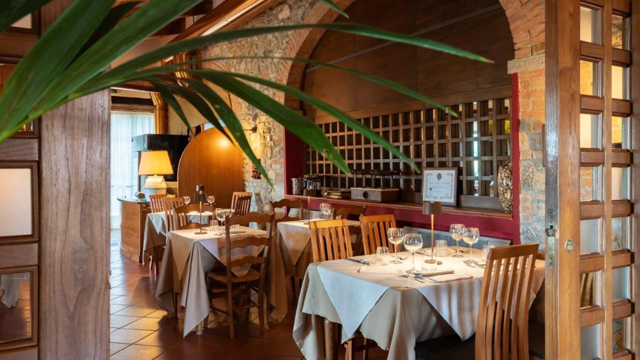Hotel Antico Casale Di 4*