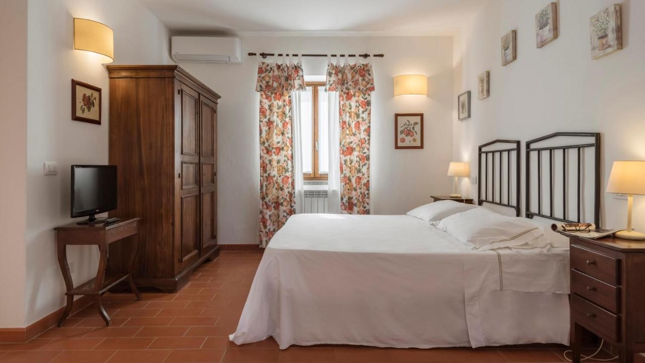 Antico Casale Di 4* Scansano