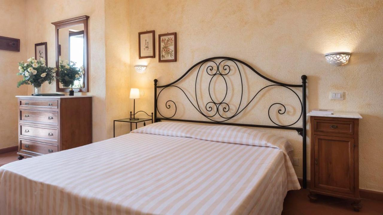 Antico Casale Di 4* Scansano
